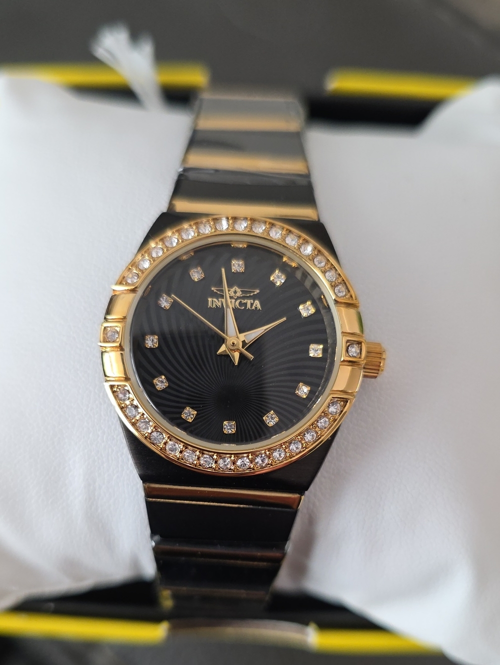744. Invicta Angel Lady 70267 Ladies 27.8mm Watch
